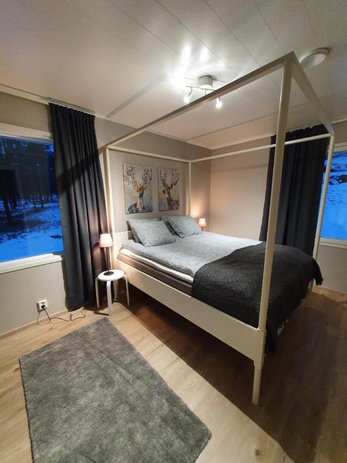 Vaere Holiday Home - Lakeside Relaxation Point Inari Εξωτερικό φωτογραφία