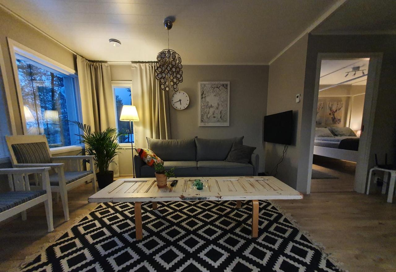 Vaere Holiday Home - Lakeside Relaxation Point Inari Εξωτερικό φωτογραφία